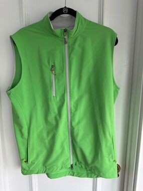 Peter Millar Mens E4 Performance Windbreaker Full Zip
Vest Size Medium Like New